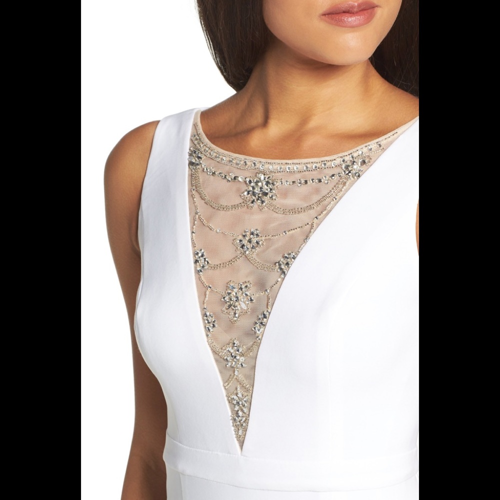 Adrianna Papell White Jersey Bead Mesh Gown 2 NWT